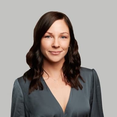 Toni-lee Saunders-Locke