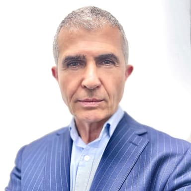 Peter Douros
