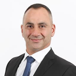 Abraham Ishkhanian from Harbourside Legal Services