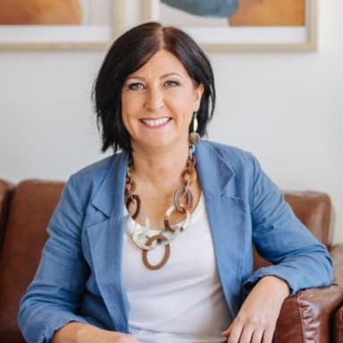 Elissa Robertson